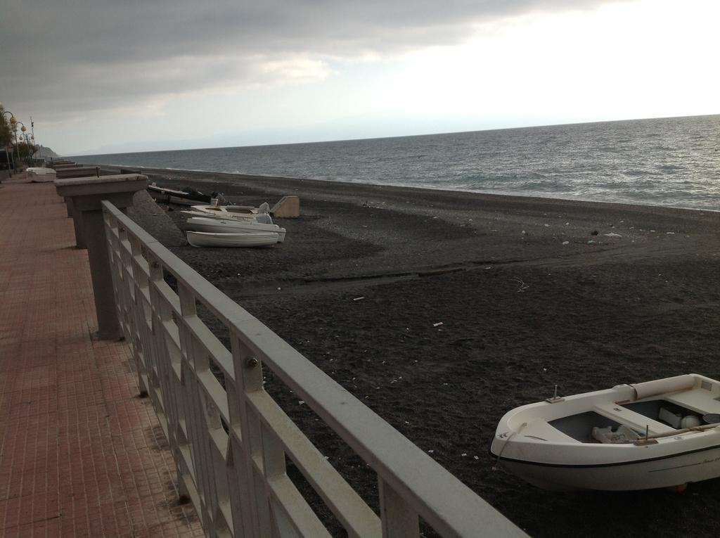 Pensione S. Antonio Ristorante Silvia Furci Siculo Bagian luar foto