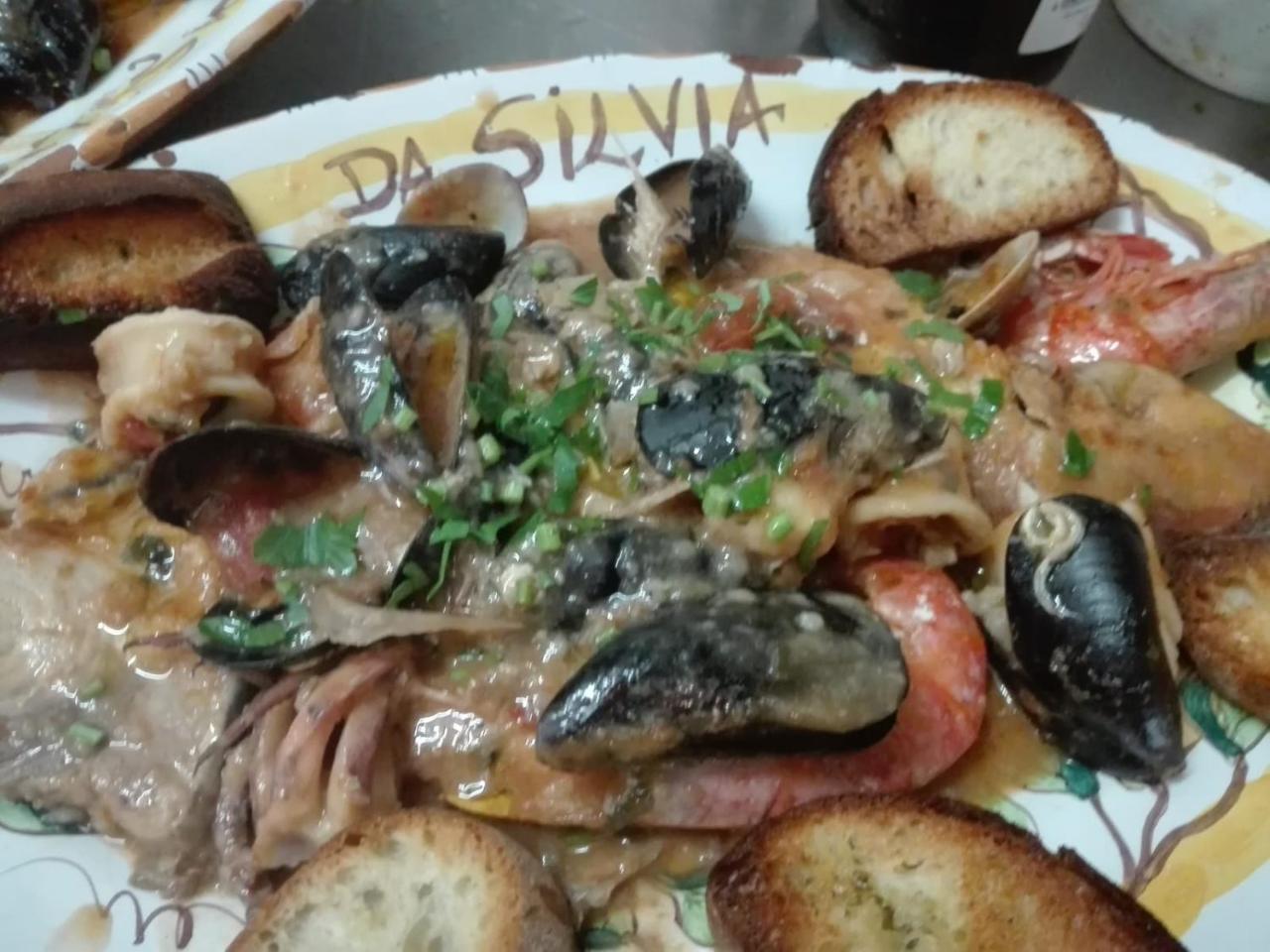Pensione S. Antonio Ristorante Silvia Furci Siculo Bagian luar foto