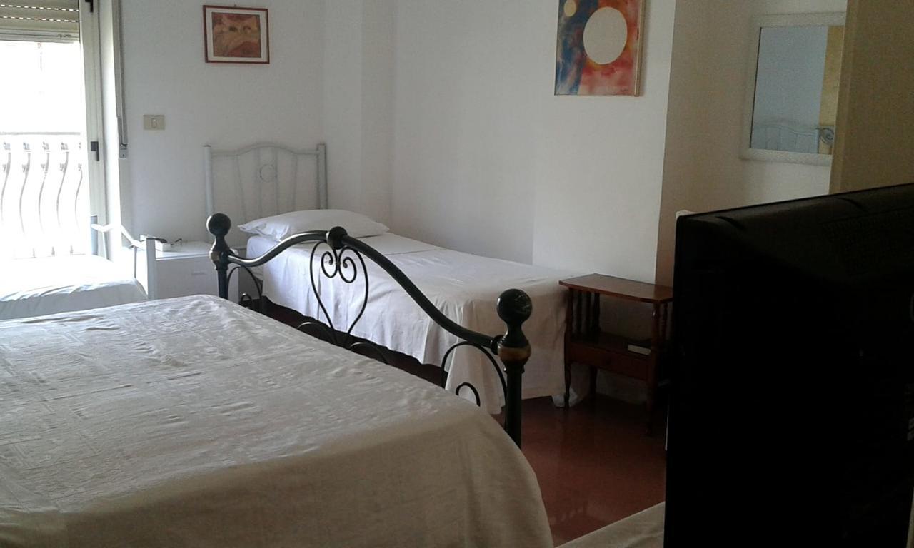 Pensione S. Antonio Ristorante Silvia Furci Siculo Bagian luar foto